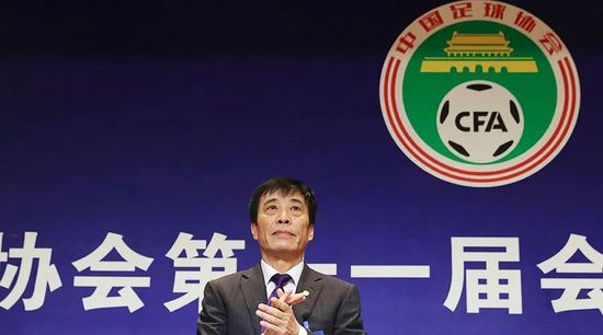 年轻又漂亮的经理