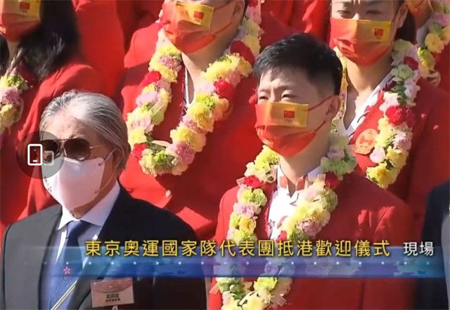 偷窥新婚之夜裸体